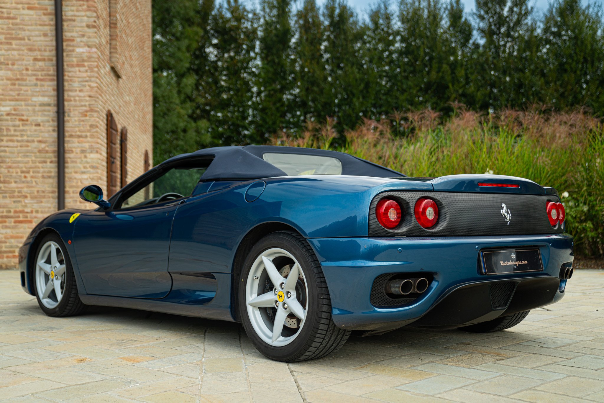 Ferrari 360 SPIDER 