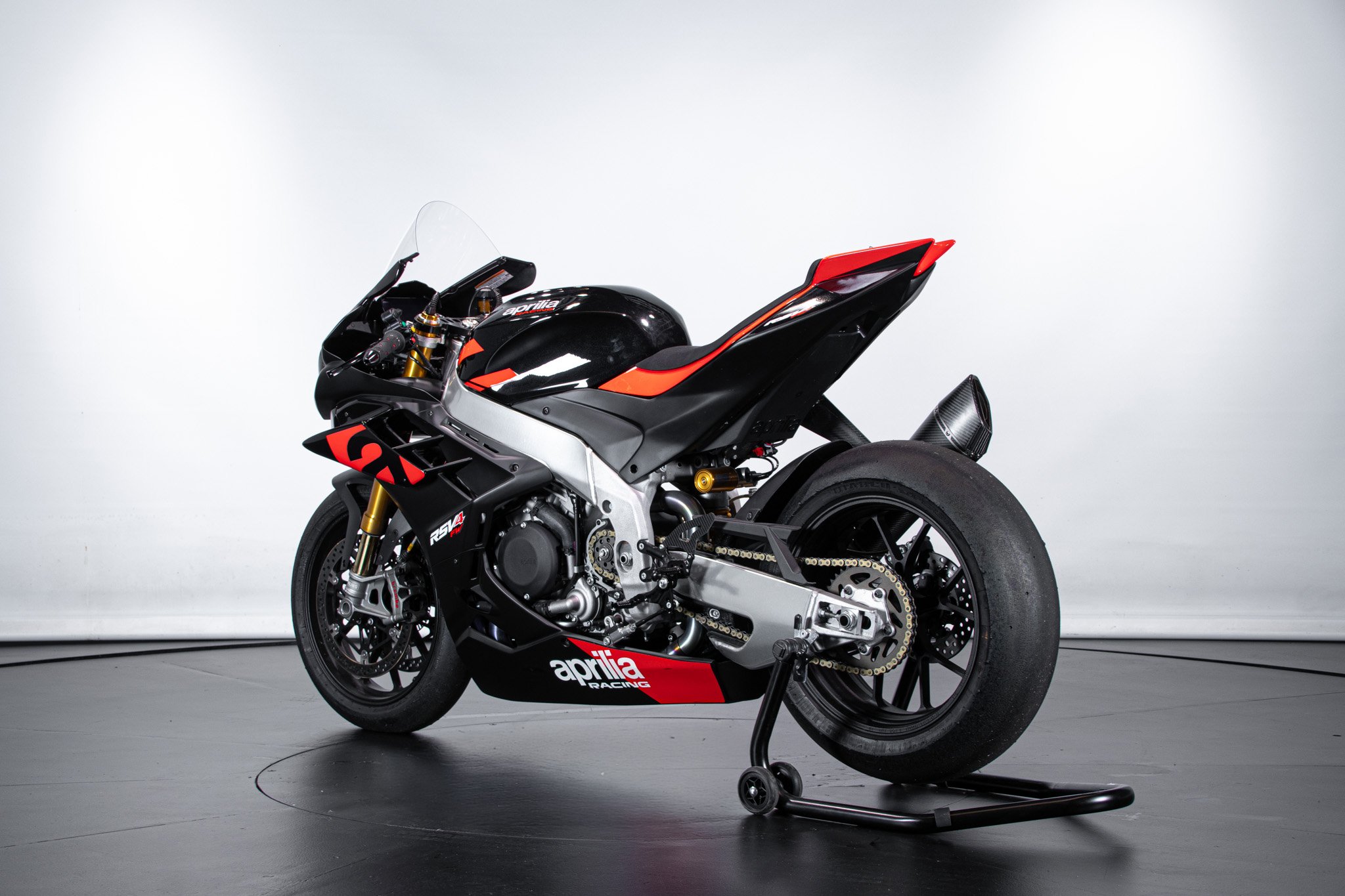 Aprilia RSV4 FACTORY WORKS 