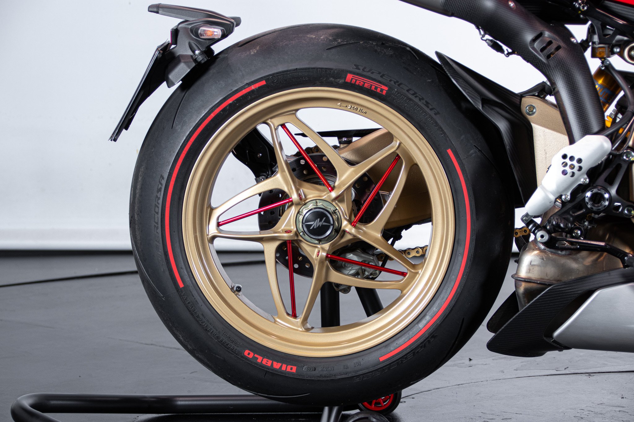 MV Agusta SUPERVELOCE SERIE ORO 