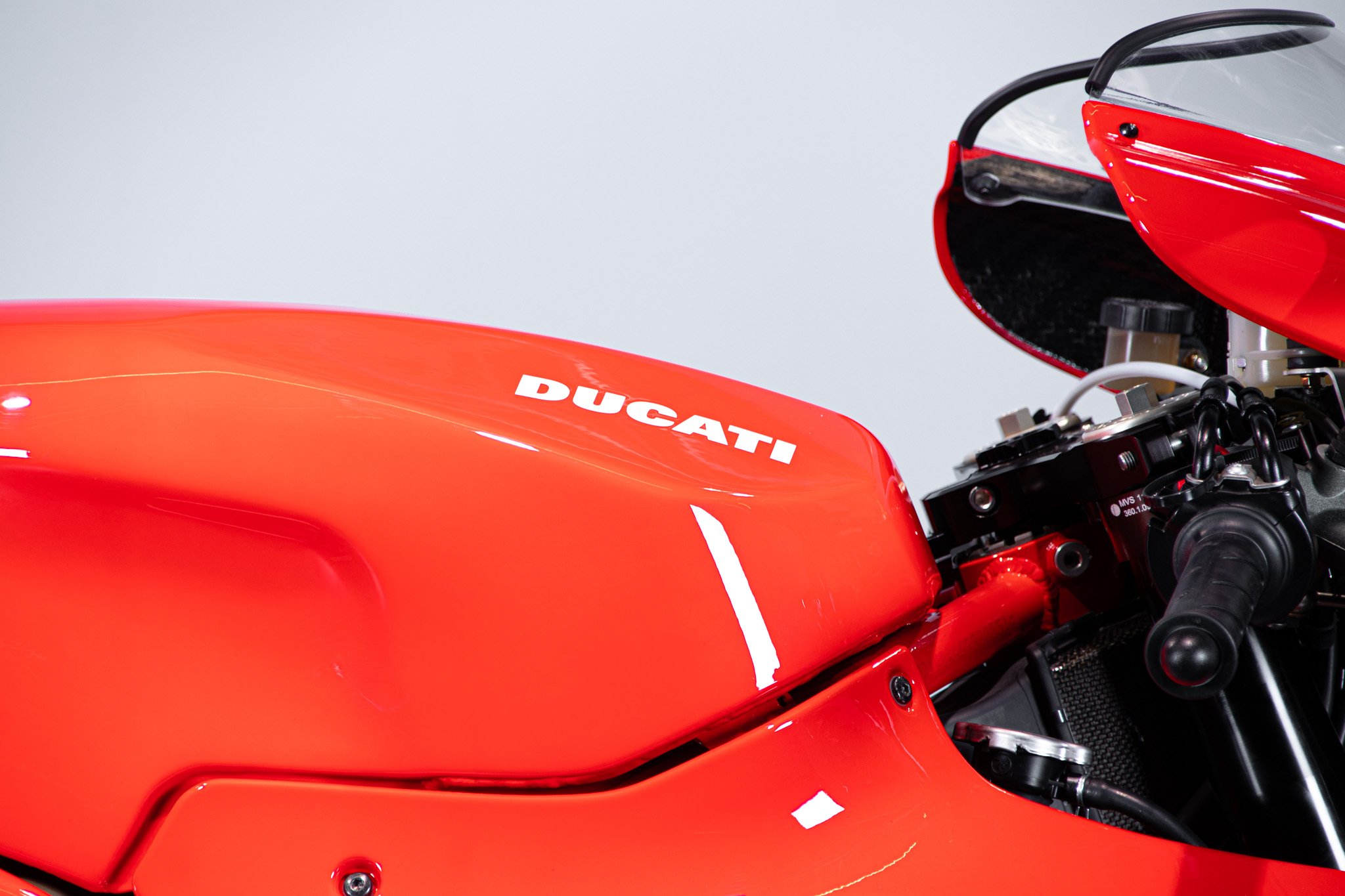 Ducati DUCATI DESMOSEDICI RR 
