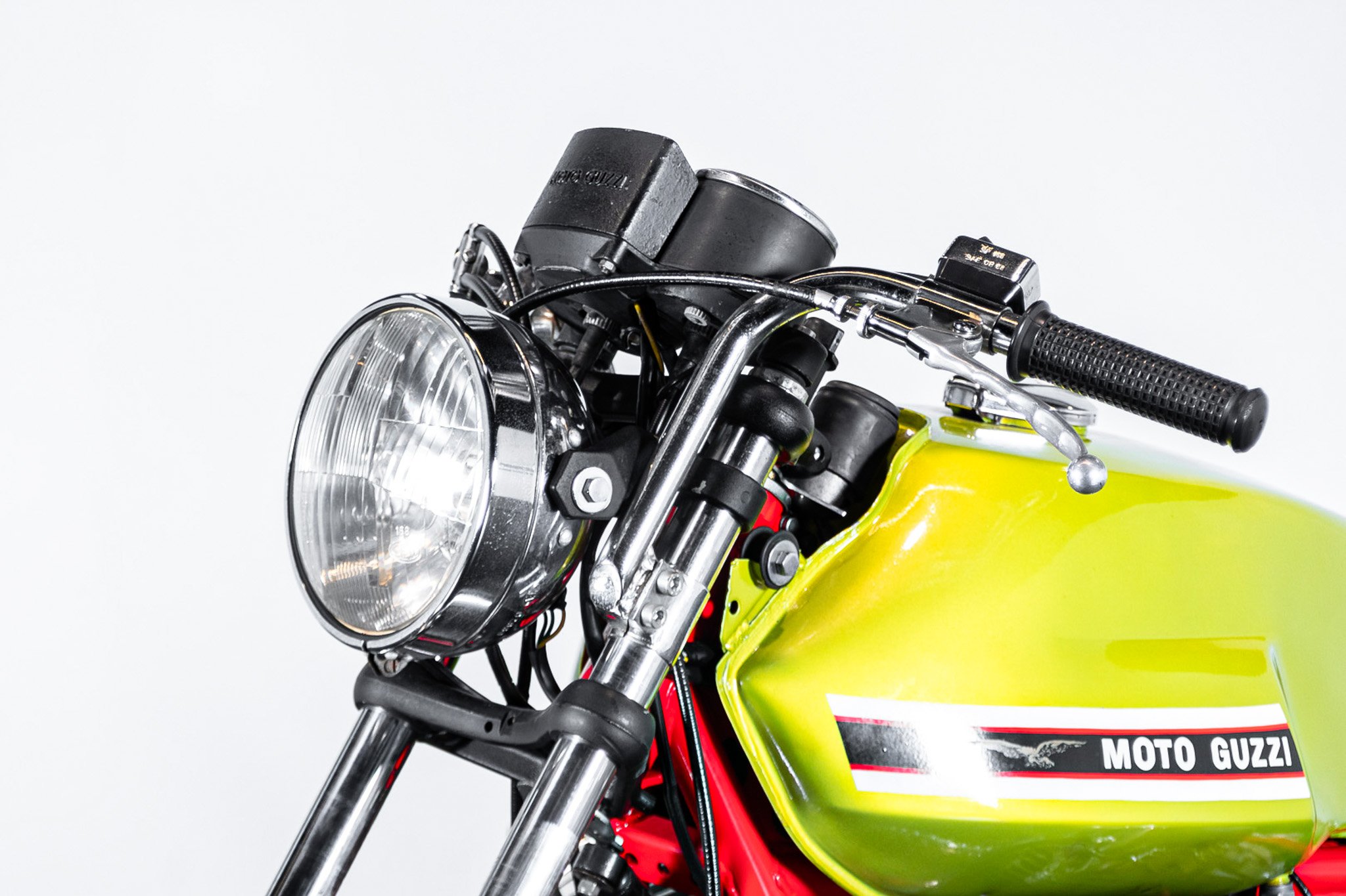 Moto Guzzi V7 SPORT \"Telaio Rosso\" 