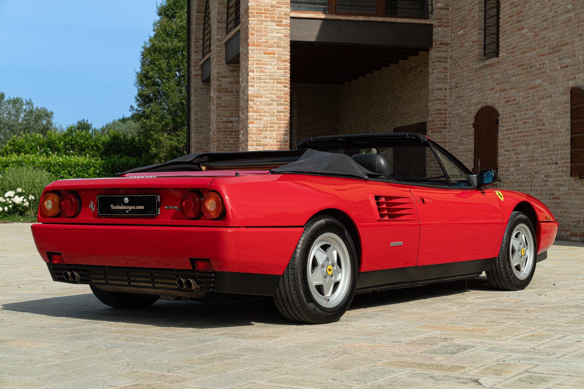 Ferrari MONDIAL T CABRIOLET 
