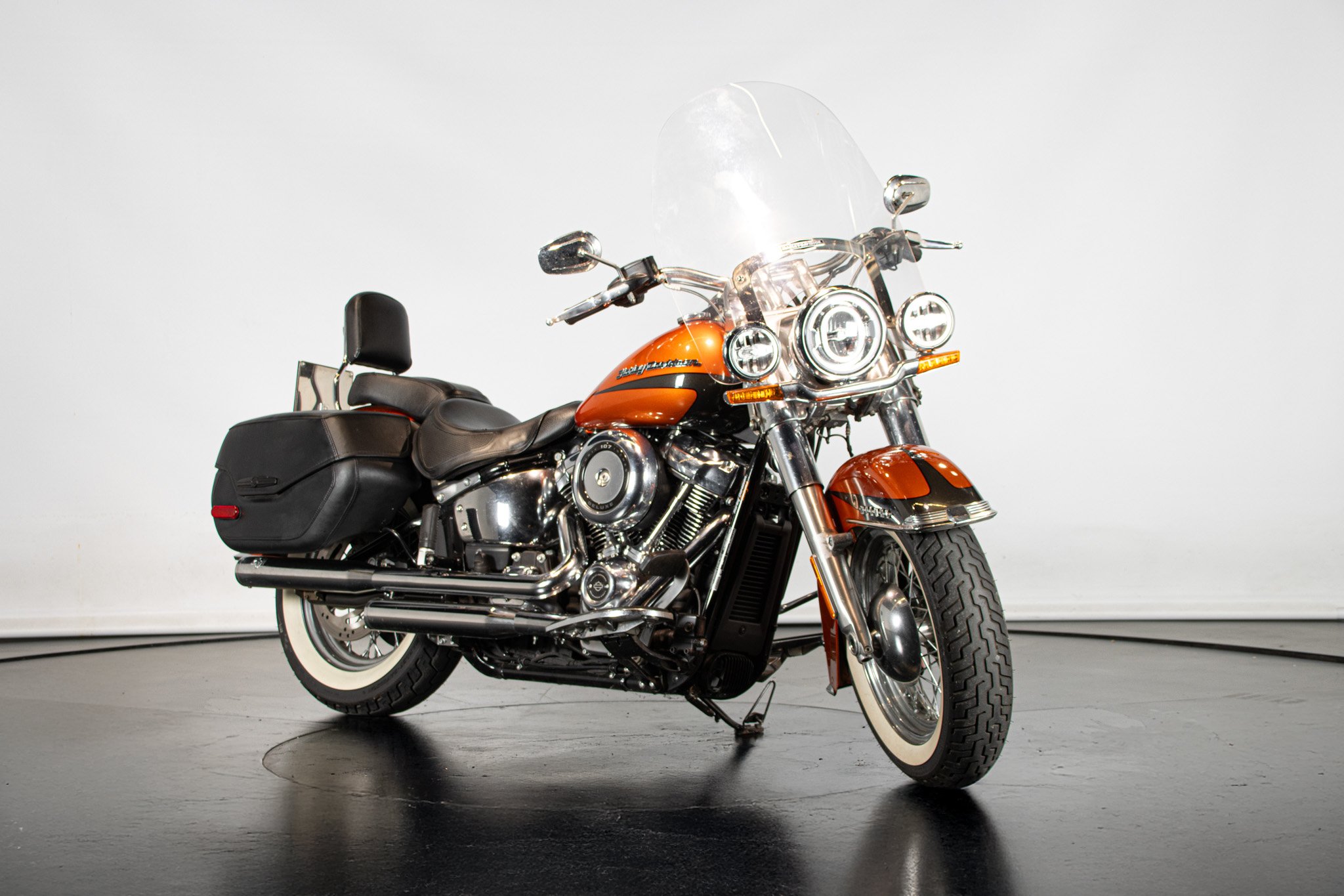Harley Davidson HERITAGE DELUXE 