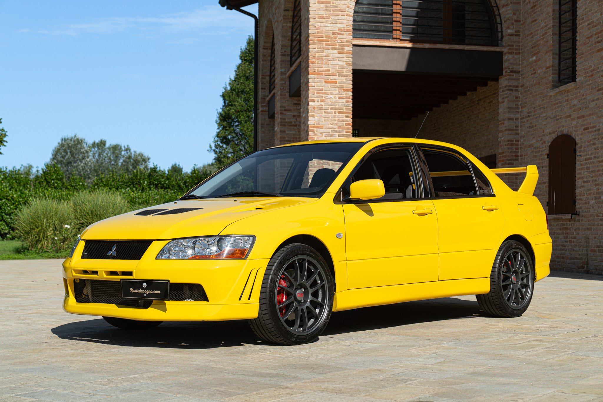 Mitsubishi LANCER EVO VII 