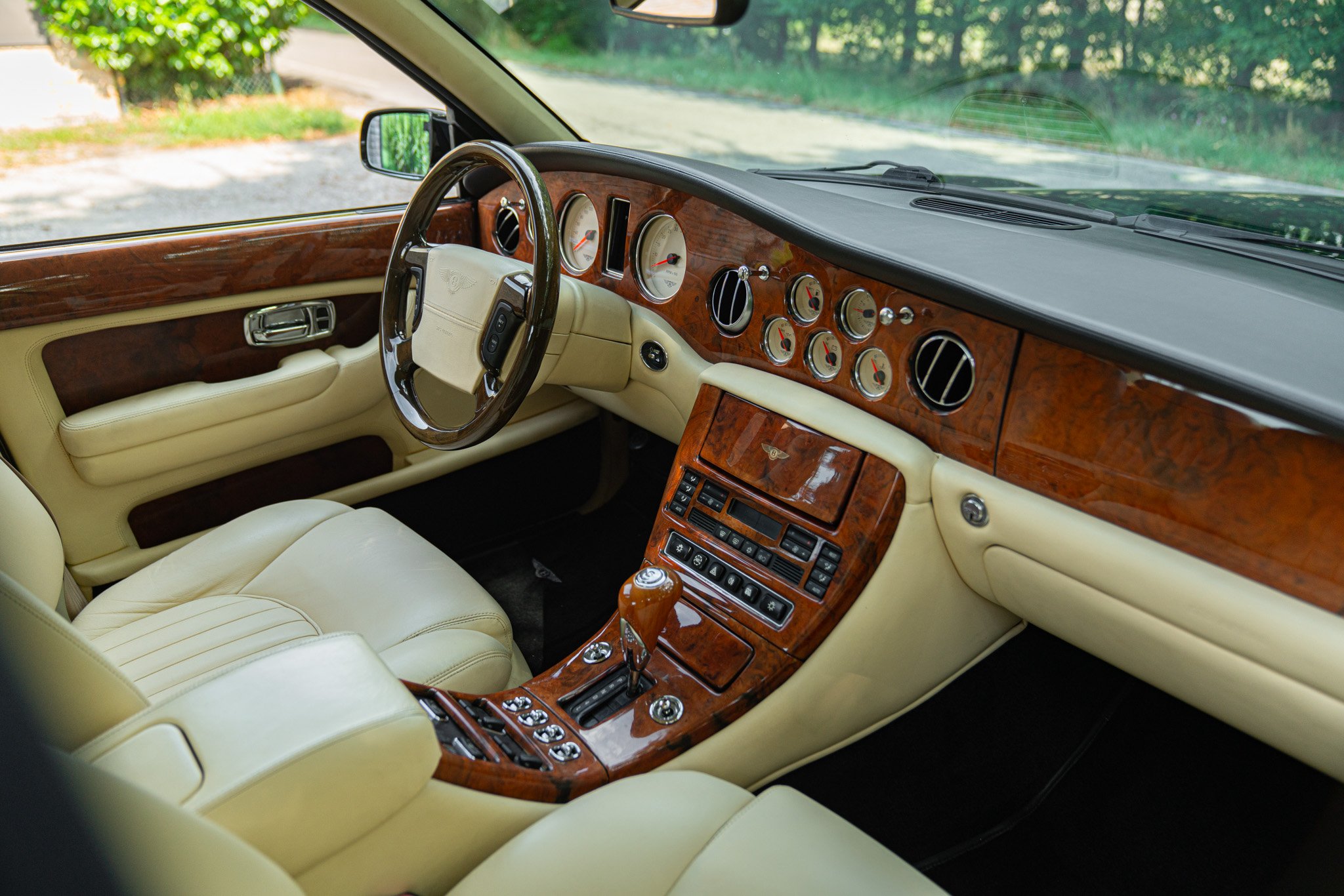 Bentley ARNAGE 