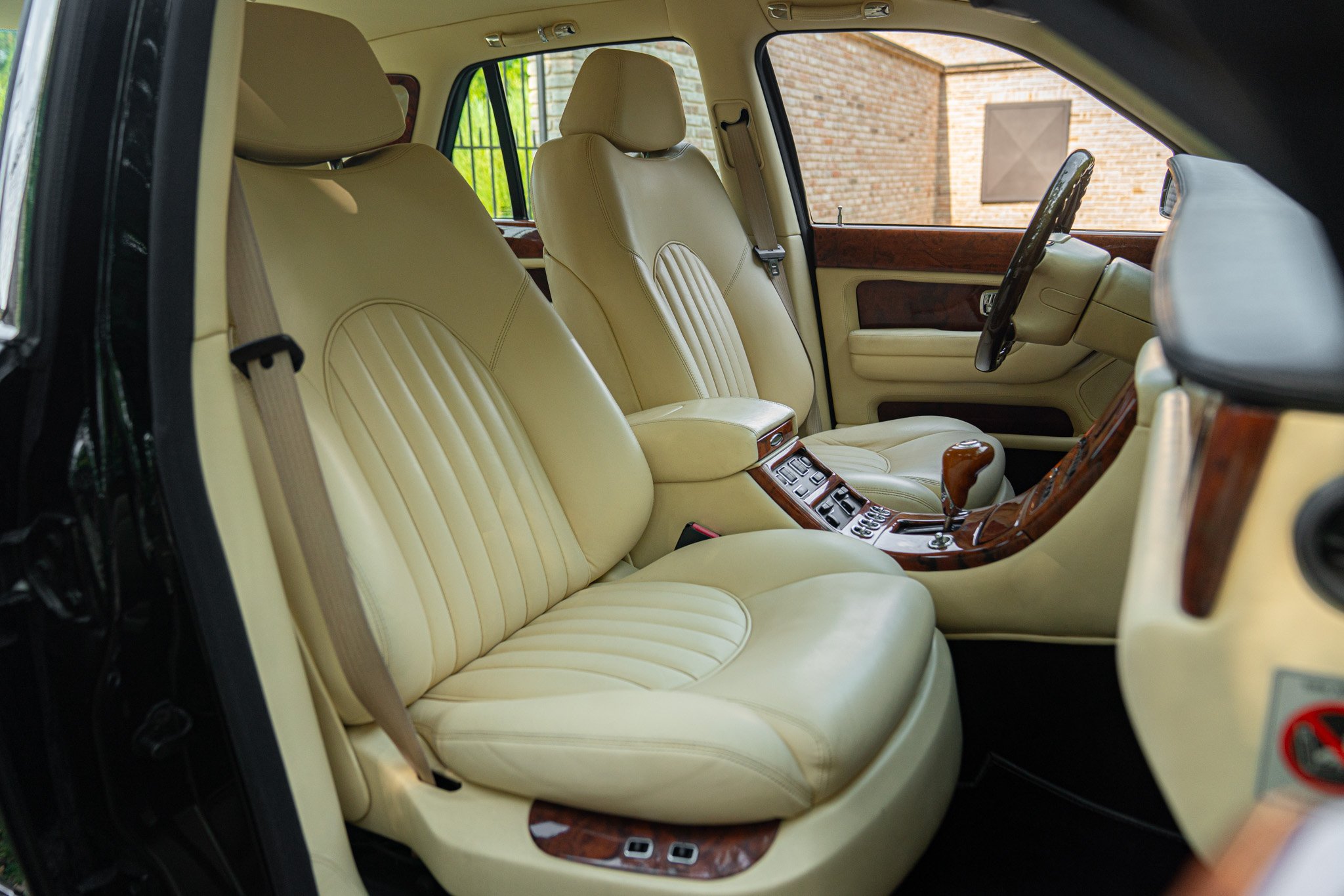 Bentley ARNAGE 