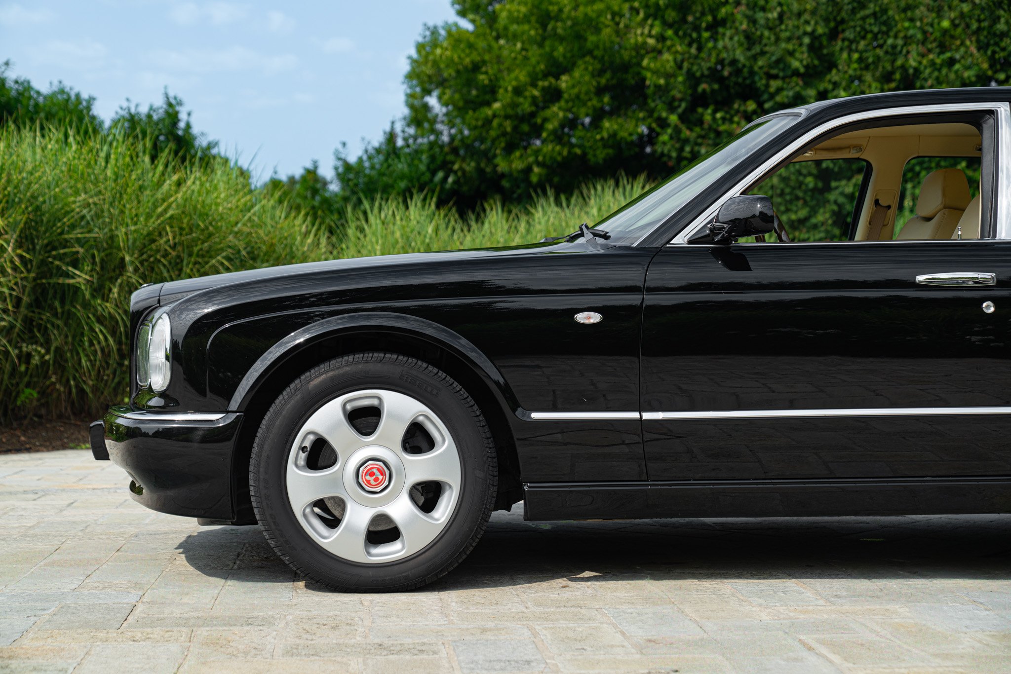 Bentley ARNAGE 