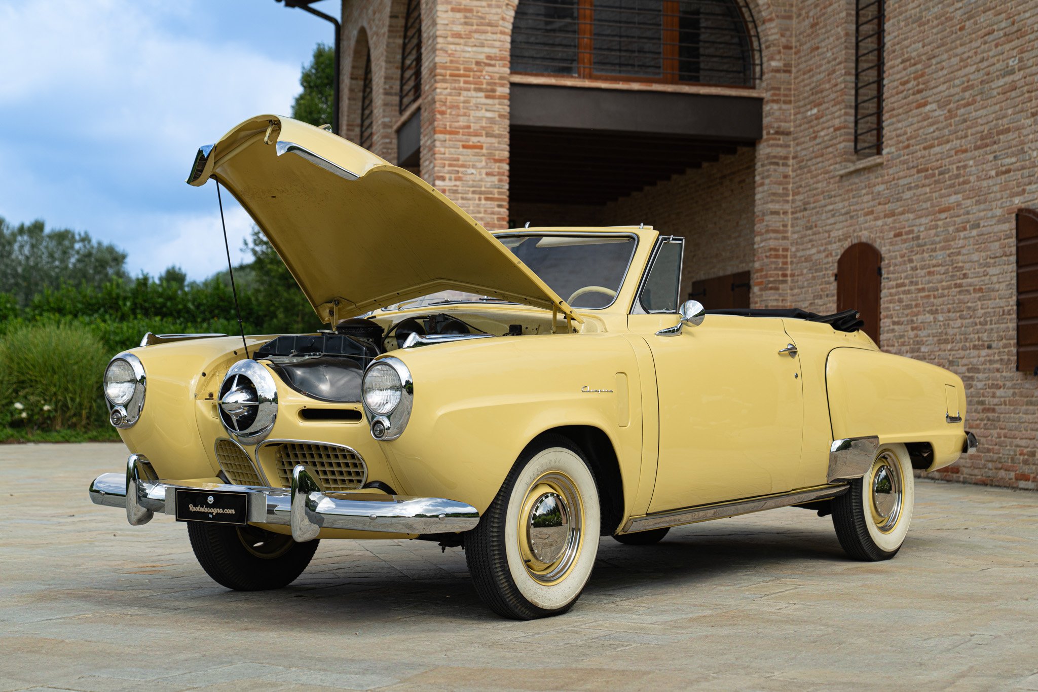 Studebaker CHAMPION REGAL DELUXE CABRIOLET 