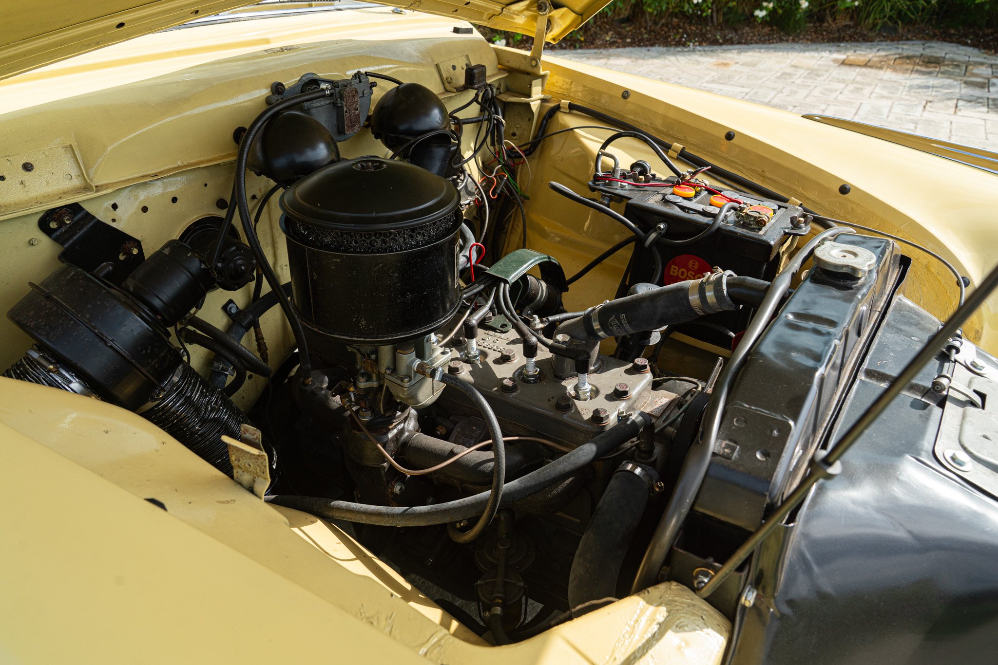 Studebaker CHAMPION REGAL DELUXE CABRIOLET 