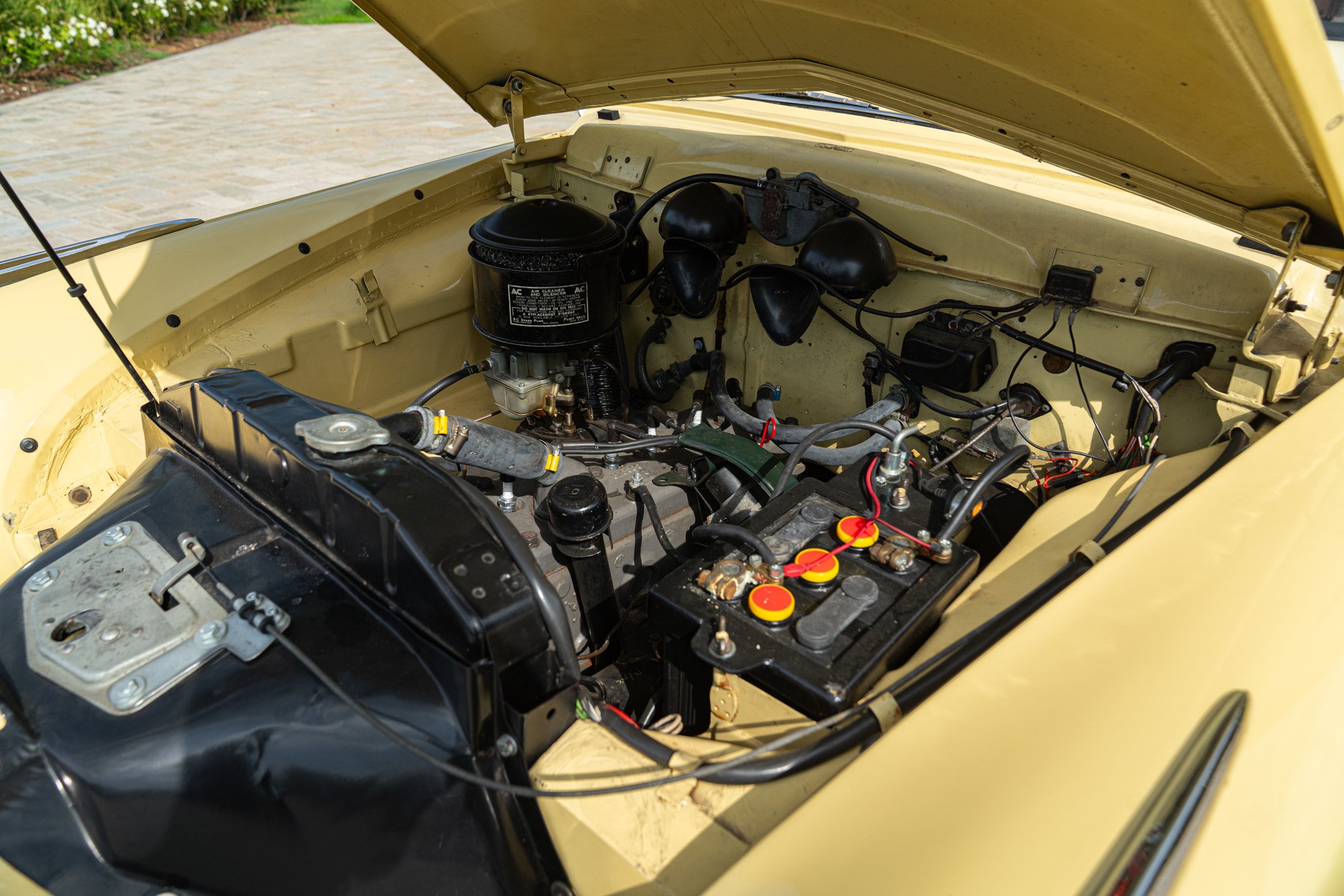 Studebaker CHAMPION REGAL DELUXE CABRIOLET 