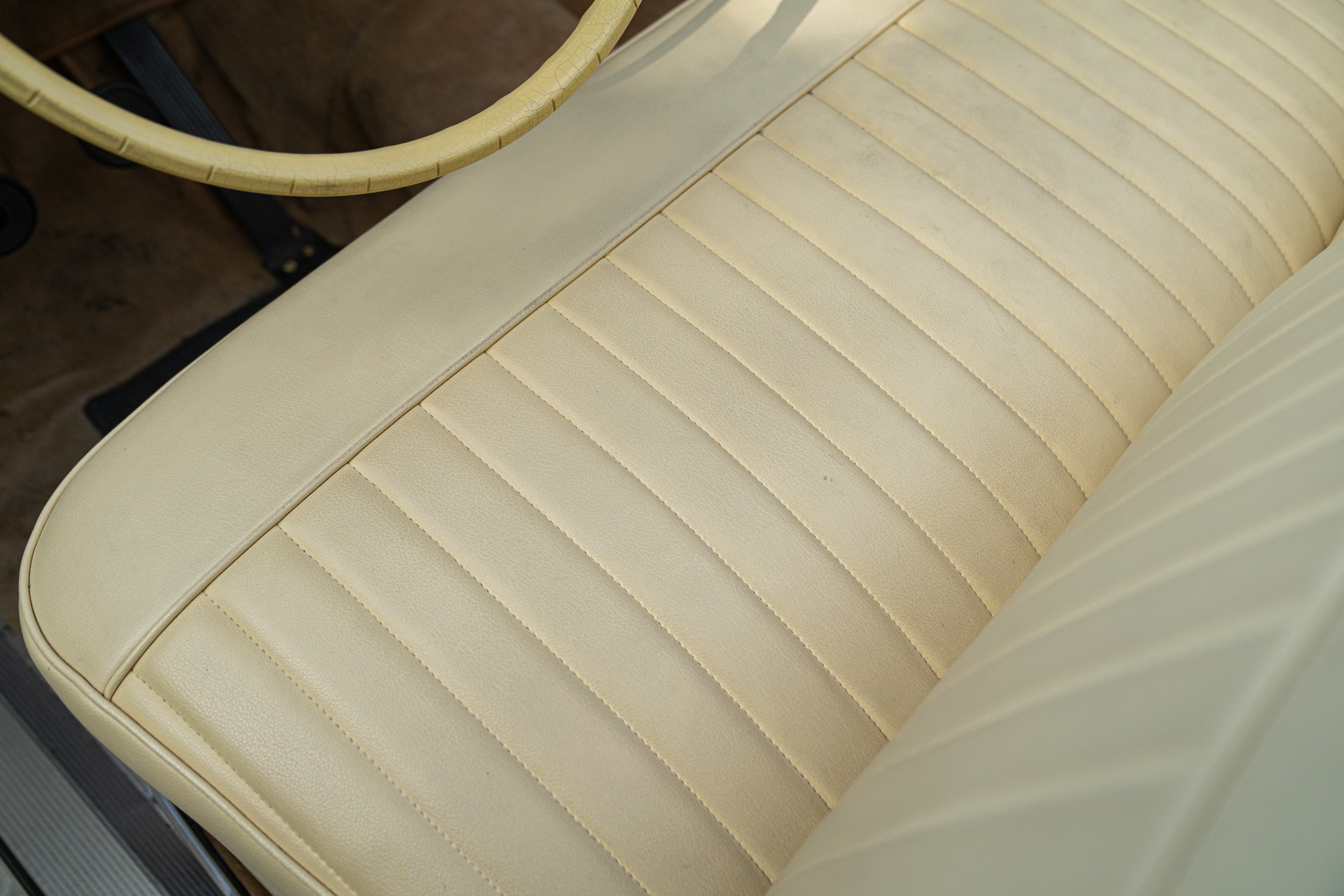 Studebaker CHAMPION REGAL DELUXE CABRIOLET 