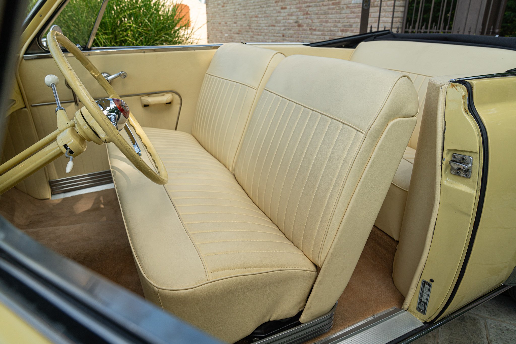 Studebaker CHAMPION REGAL DELUXE CABRIOLET 
