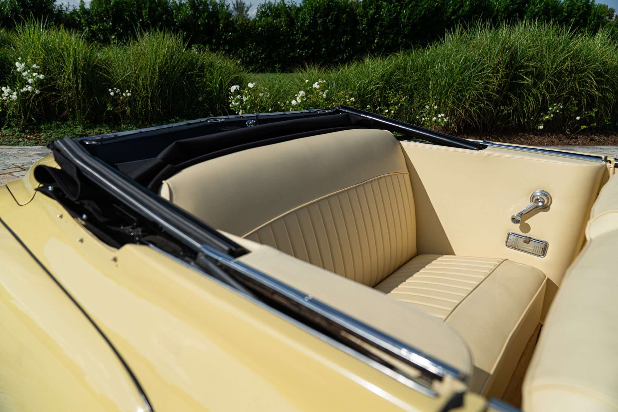 Studebaker CHAMPION REGAL DELUXE CABRIOLET 