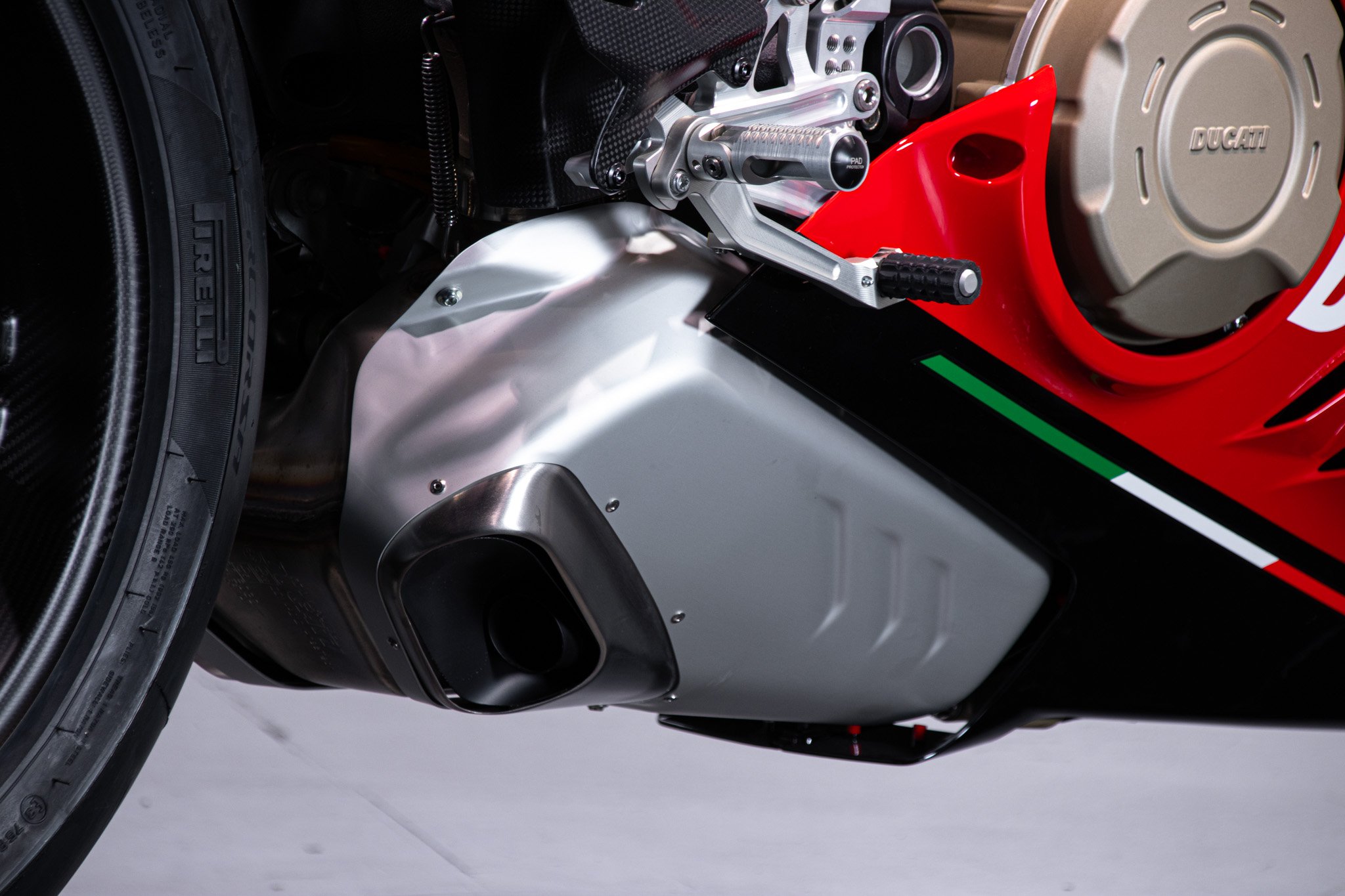 Ducati PANIGALE V4 SP2 30° Anniversario 916V 