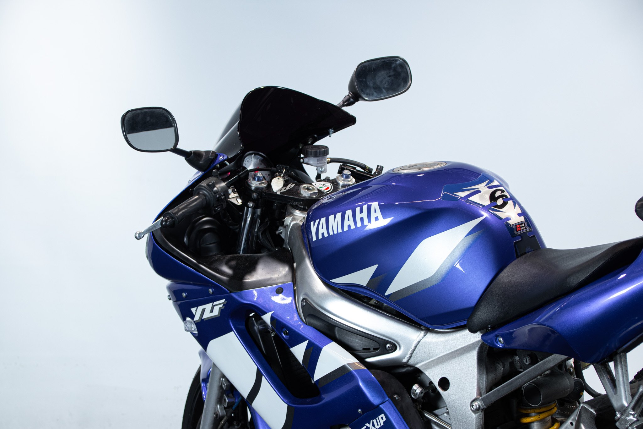 Yamaha R6 