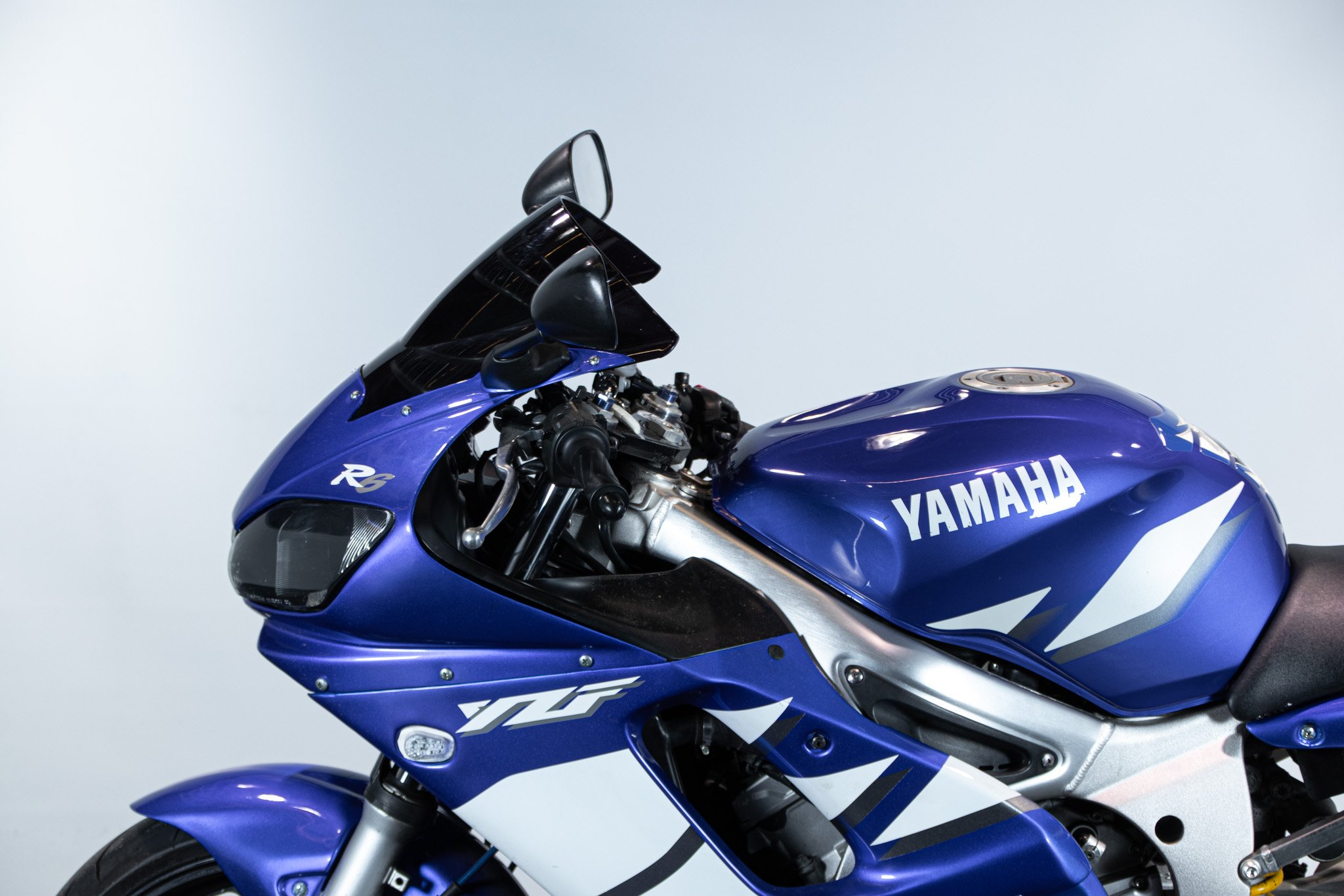 Yamaha R6 