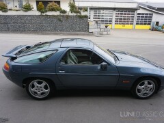 Porsche 928 S4