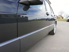 Mercedes Benz  190 E 2.3