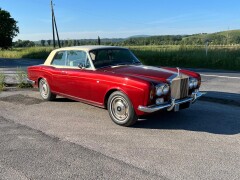 Rolls Royce Corniche 