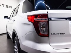 FORD Explorer  Limited 7 sitzeuitvoering 7 Persoonsuit