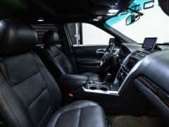 FORD Explorer  Limited 7 sitzeuitvoering 7 Persoonsuit
