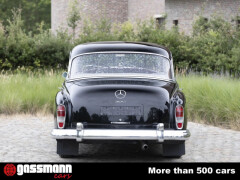 Mercedes Benz 300 D Adenauer Limousine mit Schiebedach W189 