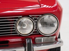 Alfa Romeo 2000 GT Veloce \'74 