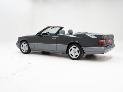 Mercedes Benz 220 E \'94 
