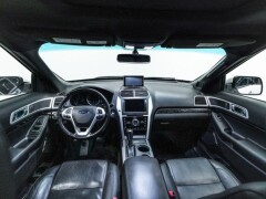 FORD Explorer  Limited 7 sitzeuitvoering 7 Persoonsuit