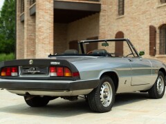 Alfa Romeo SPIDER 2.0 “DUETTO” 