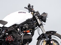 Ducati MONSTER 900 