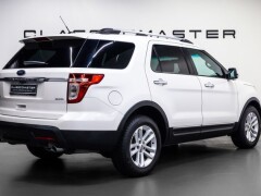FORD Explorer  Limited 7 sitzeuitvoering 7 Persoonsuit