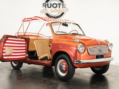 Fiat 600 \"Maggiolina\" by Francis Lombardi 