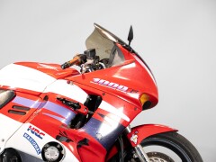 Honda CBR 1000 F 