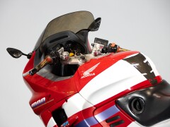 Honda CBR 1000 F 