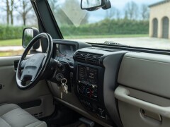 Jeep WRANGLER SAHARA 4.0 