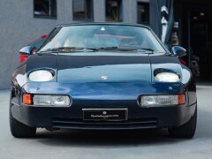 Porsche 928 
