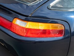 Porsche 928 