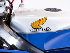 Honda VFR 750 r (RC 30) 