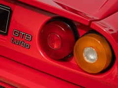 Ferrari 208 GTB TURBO 