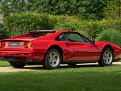 Ferrari 208 GTB TURBO 