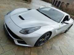 Ferrari F12 BERLINETTA 