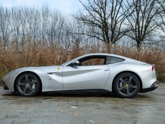 Ferrari F12 BERLINETTA 