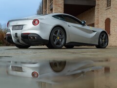 Ferrari F12 BERLINETTA 