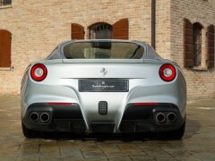 Ferrari F12 BERLINETTA 