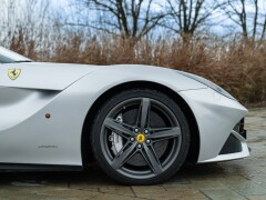 Ferrari F12 BERLINETTA 