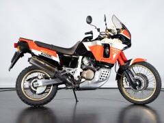 Honda AFRICA TWIN 750 