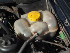 Saab 900 SE 