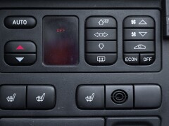 Saab 900 SE 