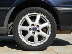 Saab 900 SE 